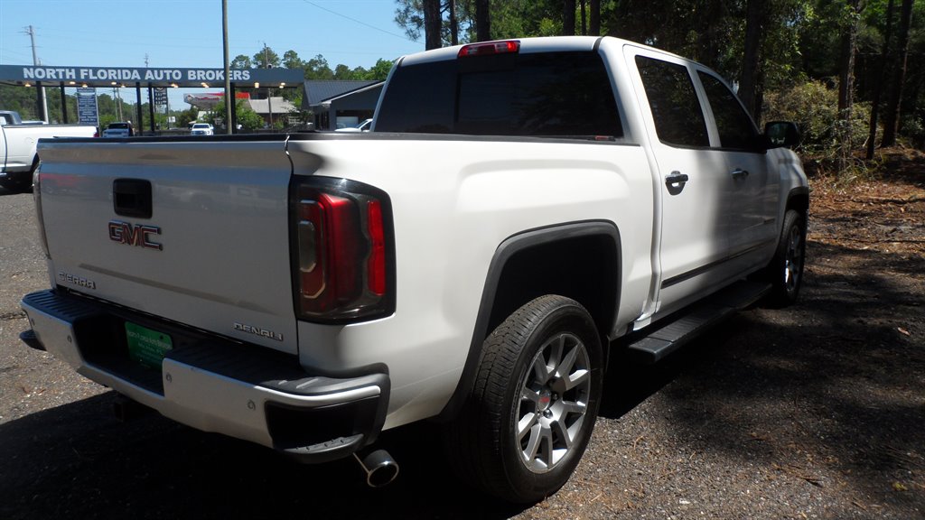 2017 GMC Sierra 1500 - $22,995