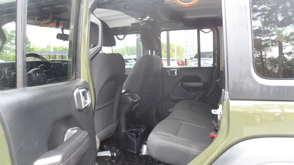 2020 Jeep Wrangler - $26,995