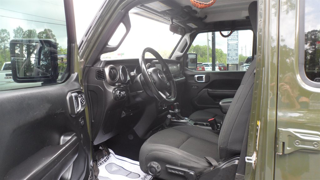 2020 Jeep Wrangler - $26,995
