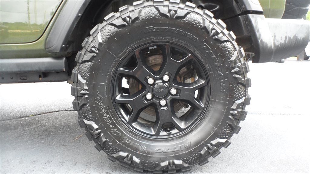 2020 Jeep Wrangler - $26,995