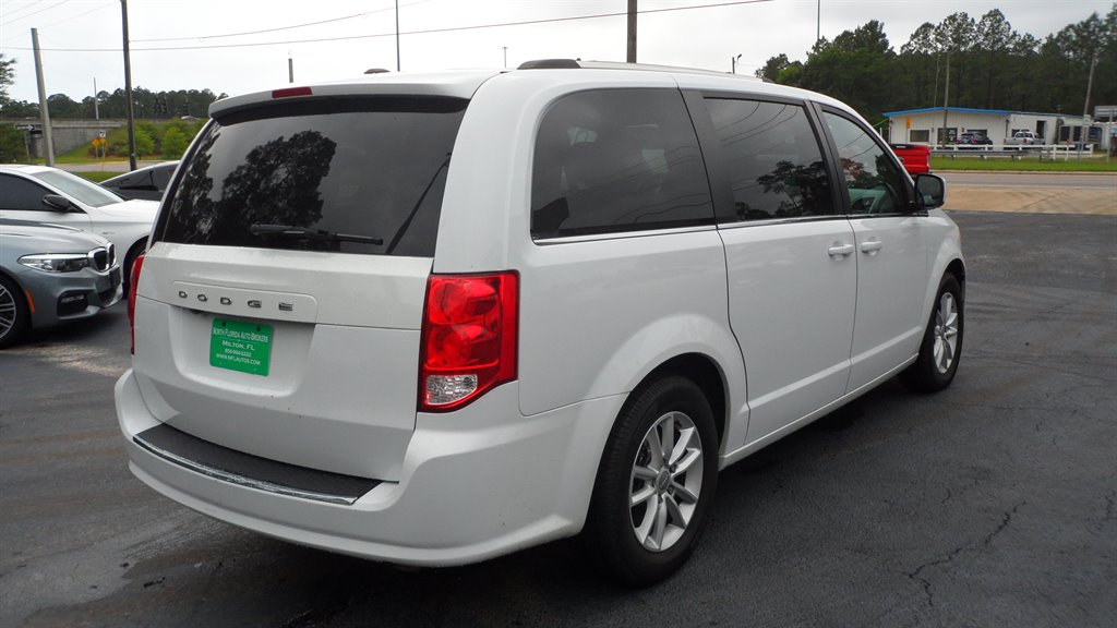 2019 Dodge Grand Caravan - $13,995