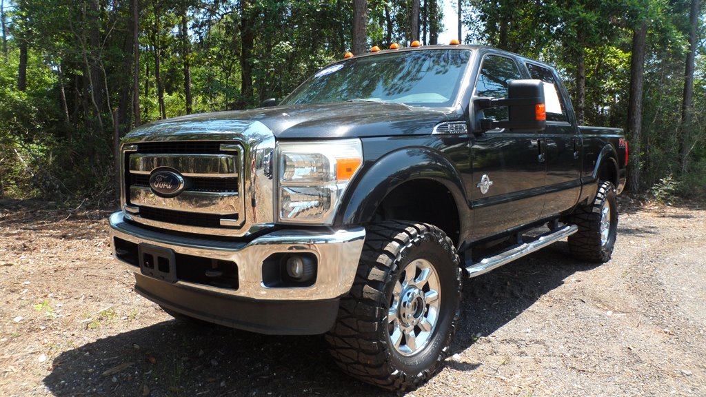 2015 Ford F-350 - $37,995