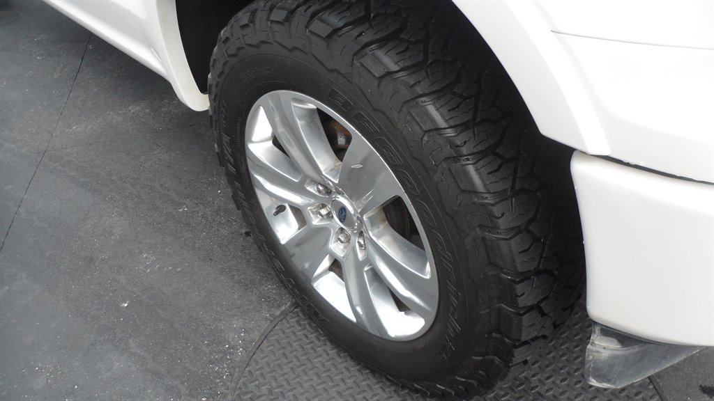 2018 Ford F-150 - $43,995
