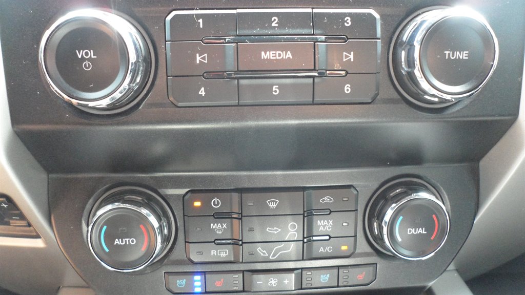 2019 Ford F250 - $44,995