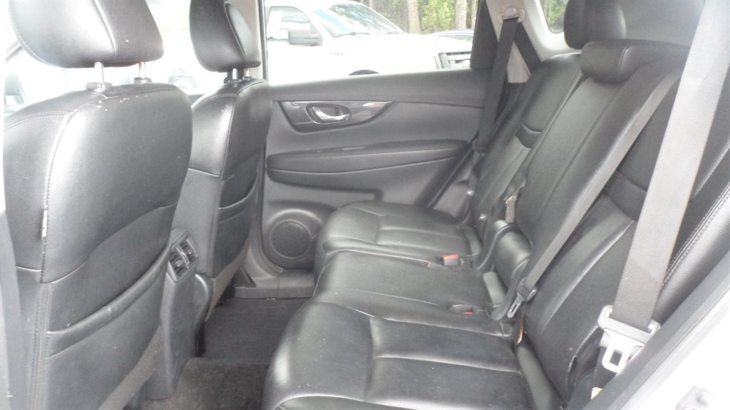 2020 Nissan Rogue - $14,995