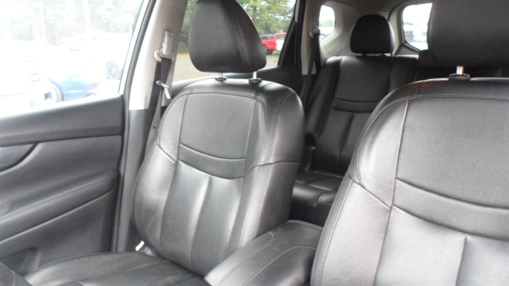 2020 Nissan Rogue - $14,995
