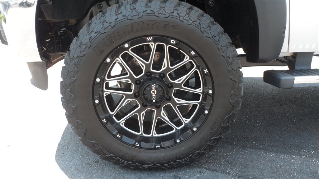 2012 Ford F250 - $21,995