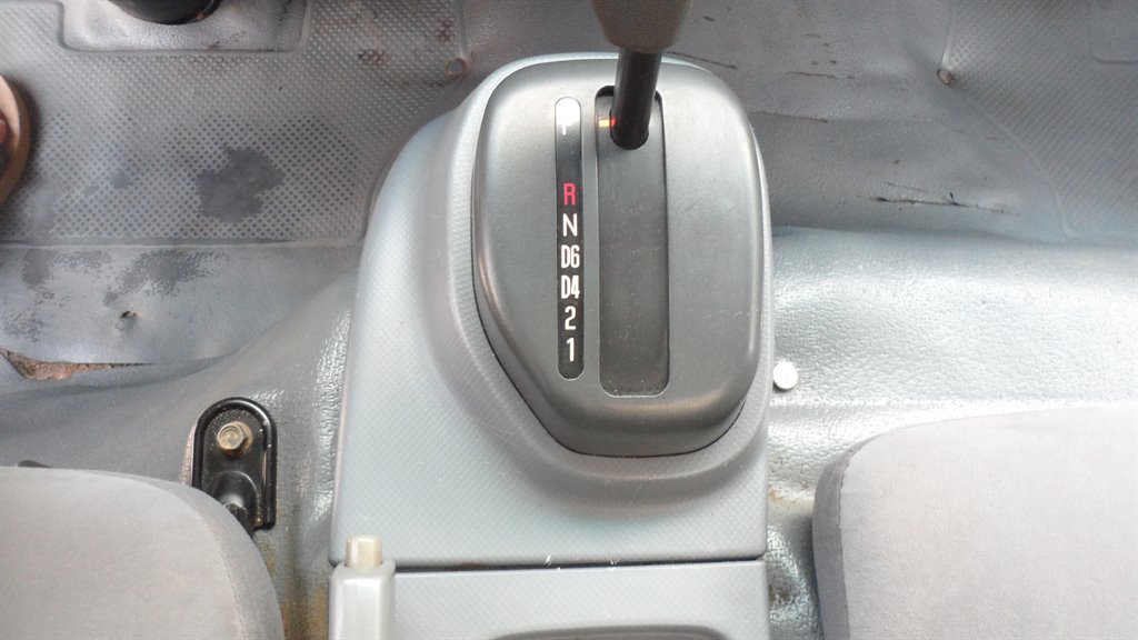 2014 Isuzu Npr/npr-hd - $29,995