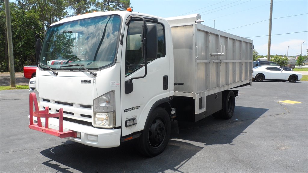 2014 Isuzu Npr/npr-hd - $29,995