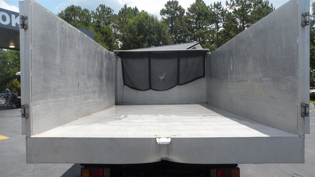 2014 Isuzu Npr/npr-hd - $29,995