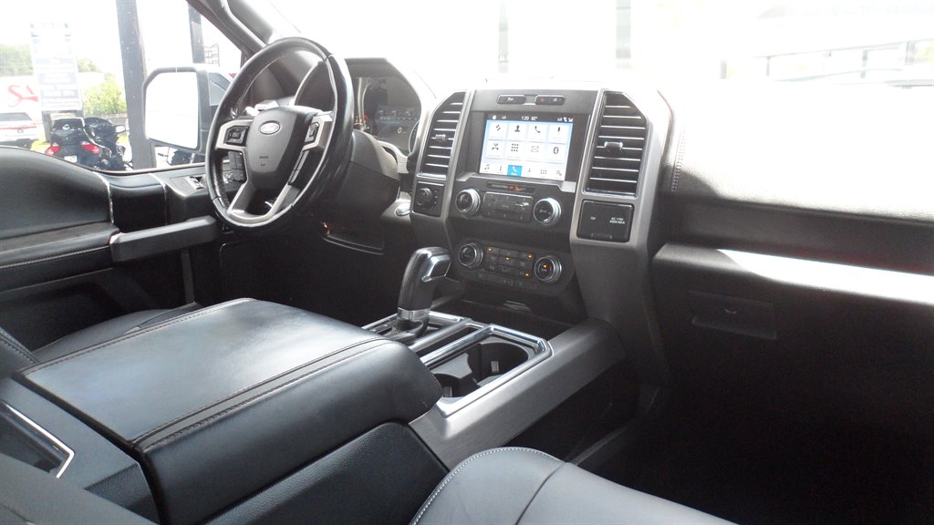2019 Ford F150 - $30,995