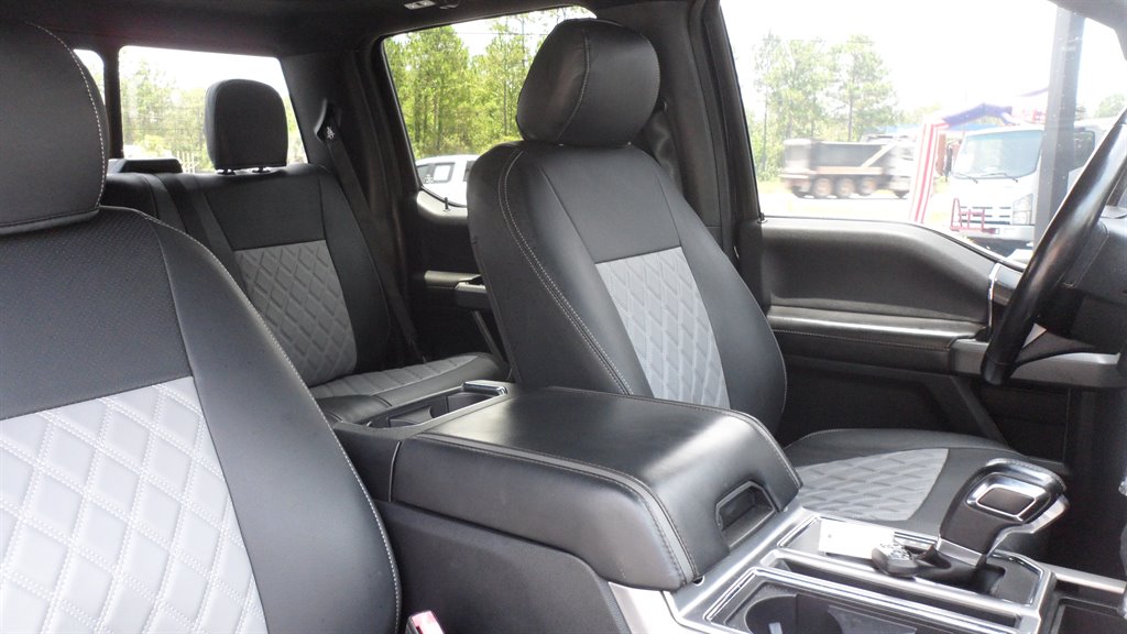 2019 Ford F150 - $30,995
