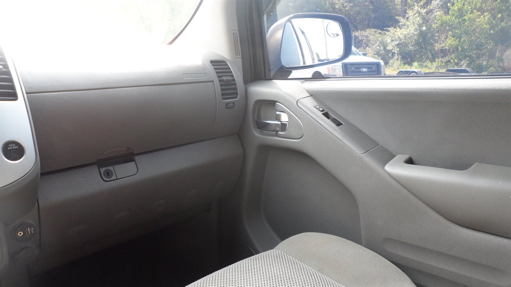 2019 Nissan Frontier - $14,995