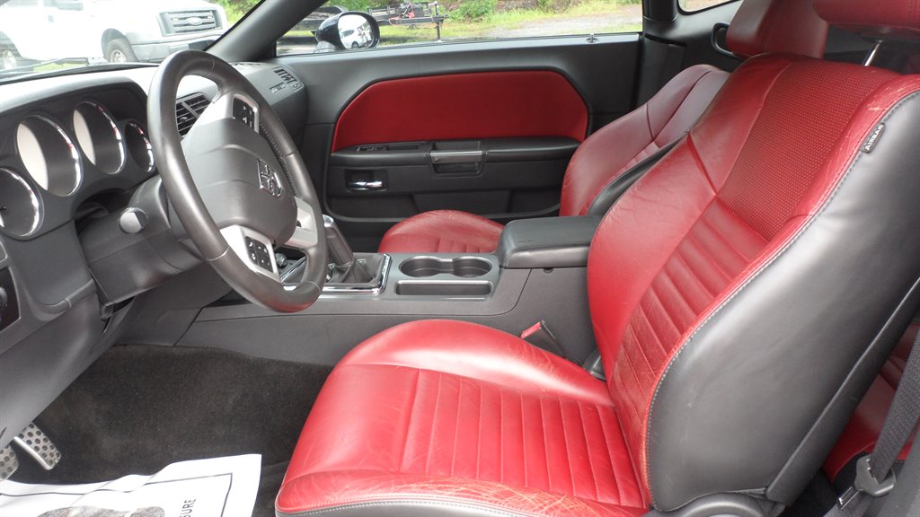 2013 Dodge Challenger - $18,995