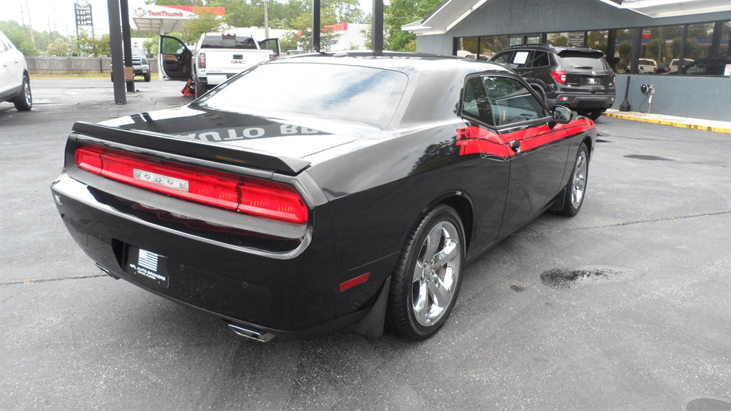 2013 Dodge Challenger - $18,995