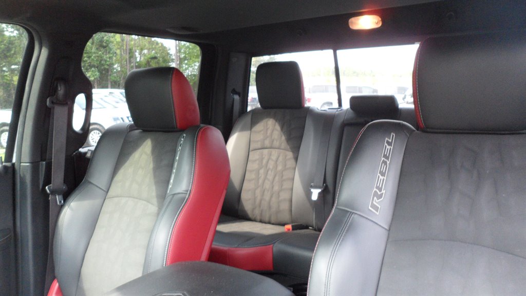 2016 Ram 1500 - $24,995