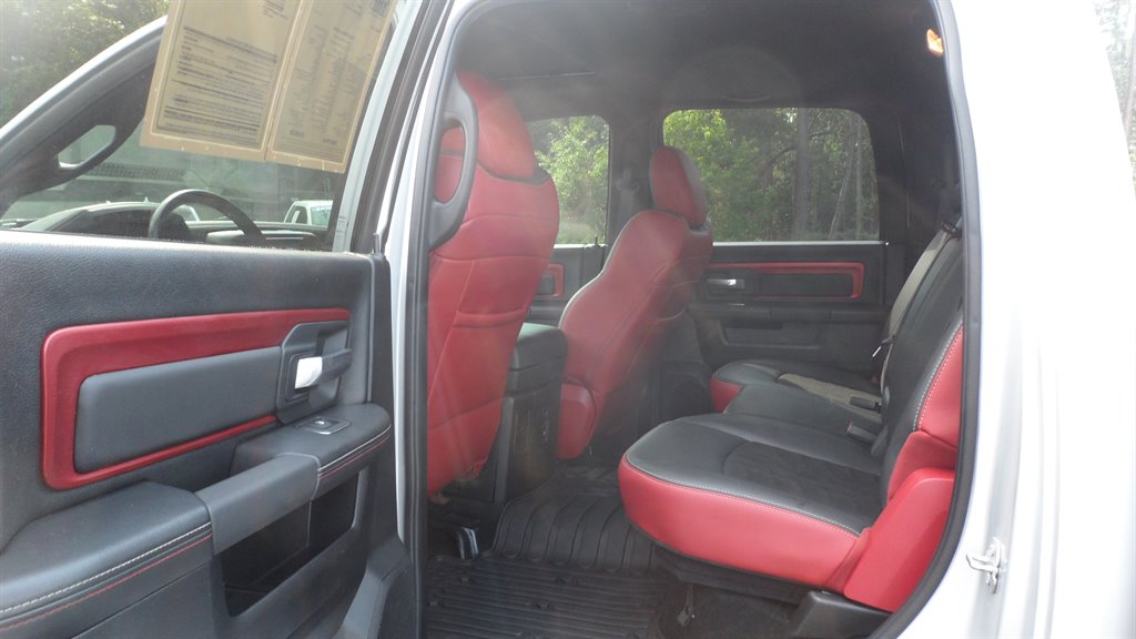 2016 Ram 1500 - $24,995