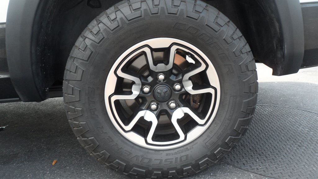 2016 Ram 1500 - $24,995