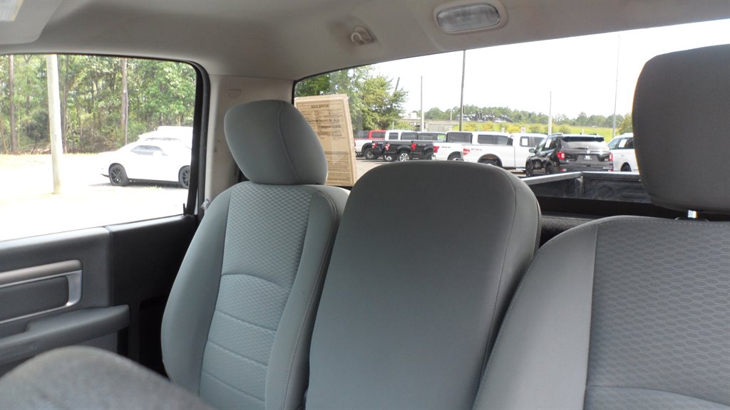 2018 Ram 1500 - $18,995