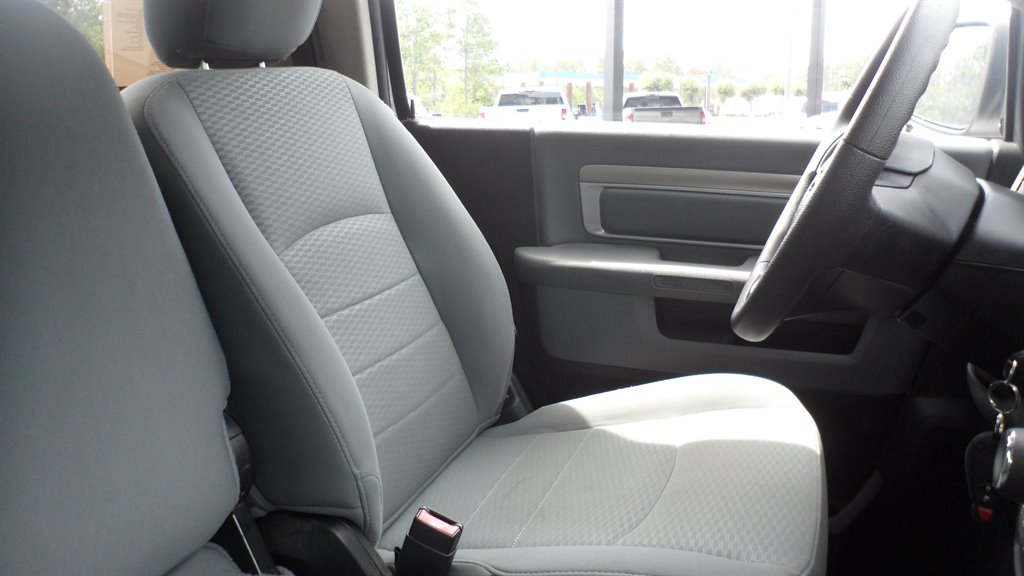 2018 Ram 1500 - $18,995