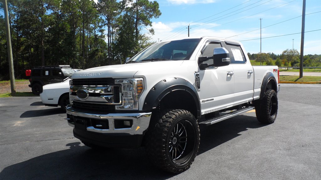 2019 Ford F-250 - $36,995