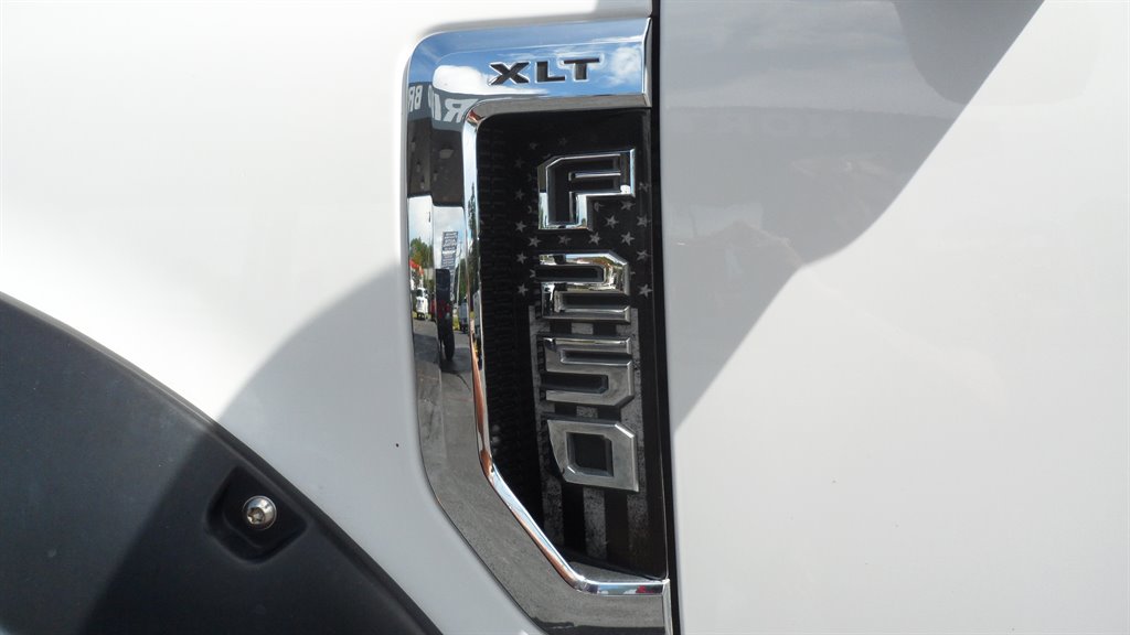 2019 Ford F-250 - $36,995