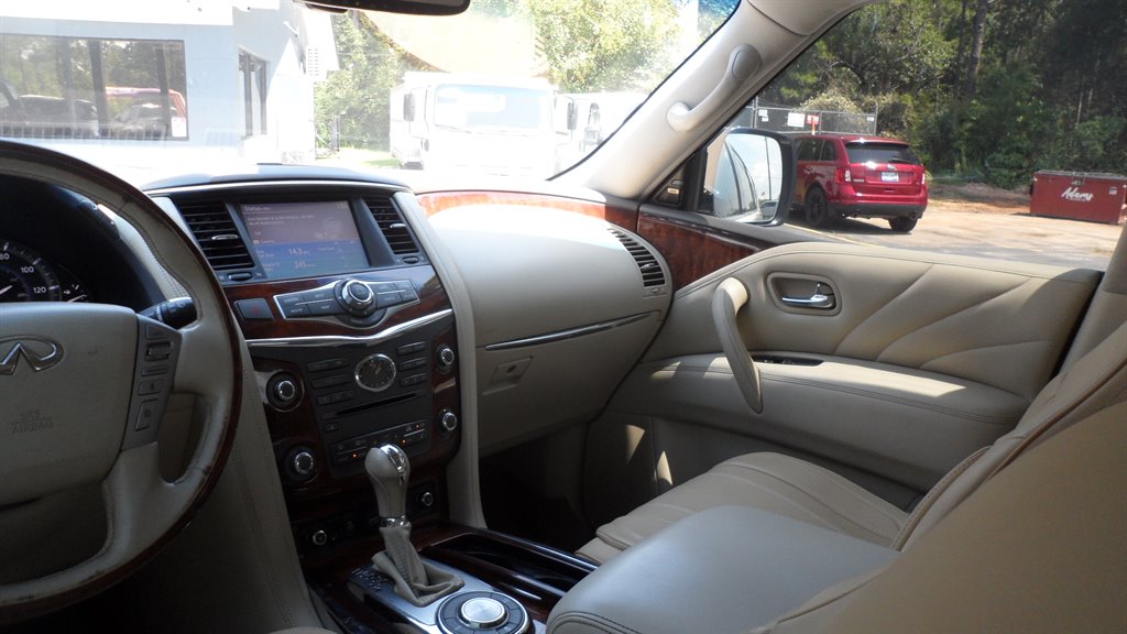 2015 INFINITI QX80 - $10,995