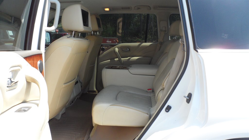 2015 INFINITI QX80 - $10,995
