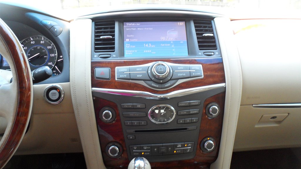 2015 INFINITI QX80 - $10,995