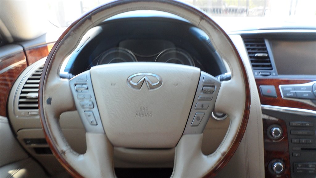 2015 INFINITI QX80 - $10,995