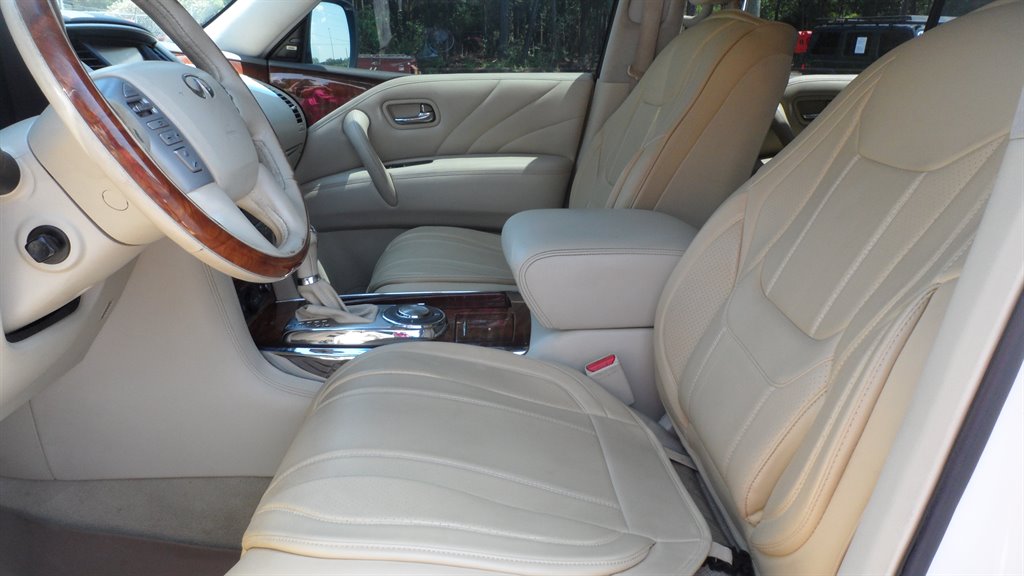 2015 INFINITI QX80 - $10,995