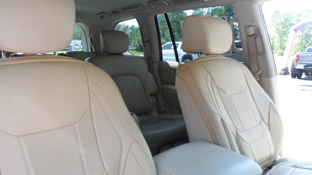 2015 INFINITI QX80 - $10,995