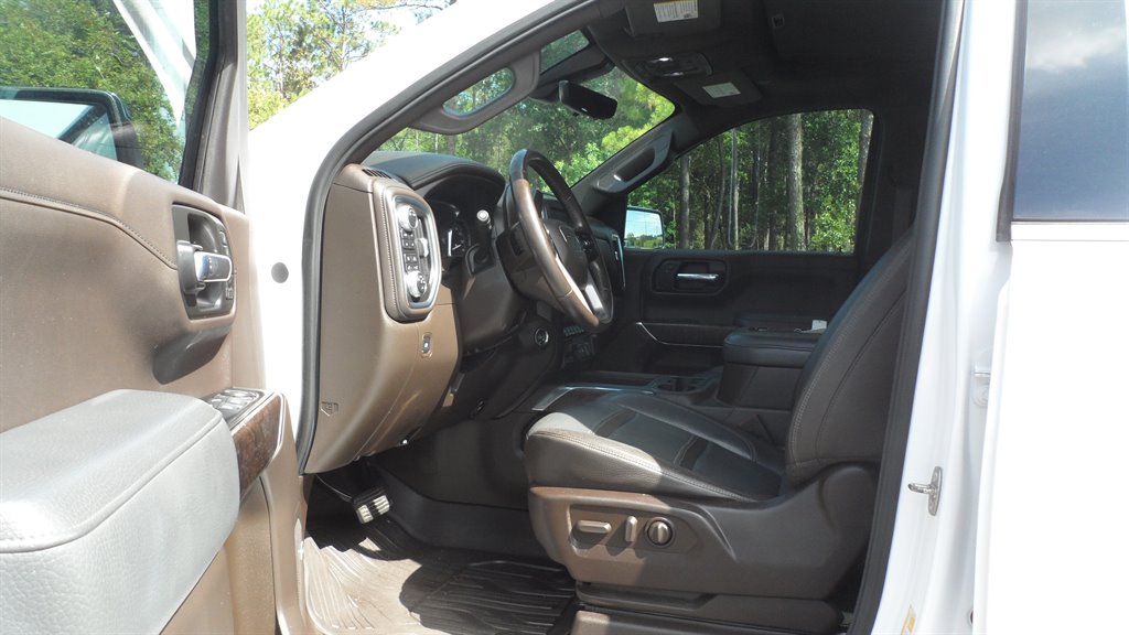 2020 GMC Sierra - $44,995