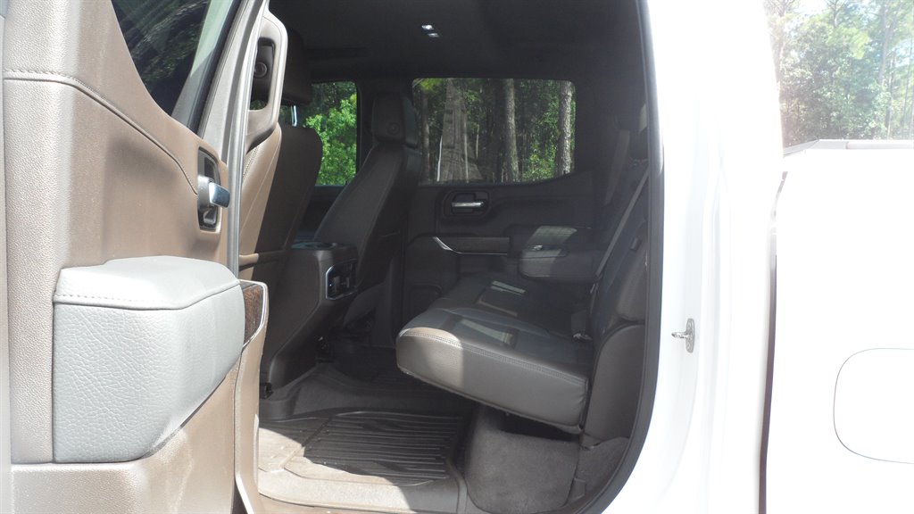 2020 GMC Sierra - $44,995