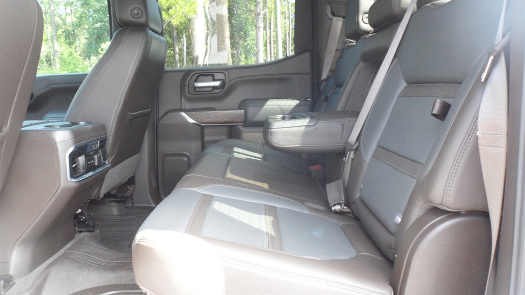 2020 GMC Sierra - $44,995