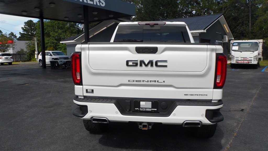 2020 GMC Sierra - $44,995