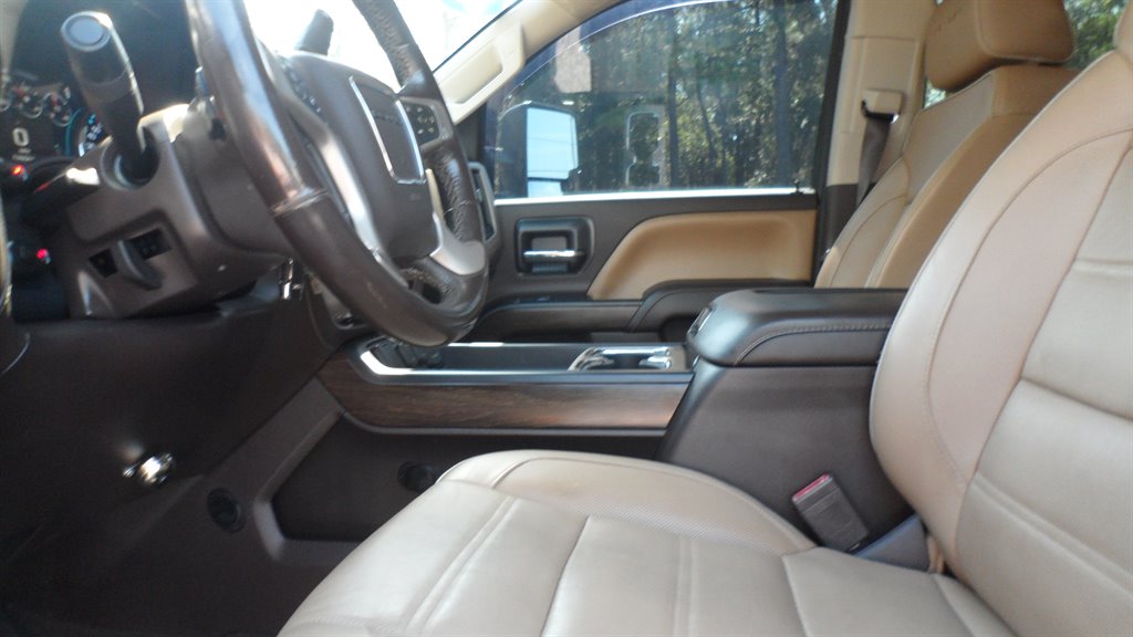 2019 GMC Sierra Hd - $42,995