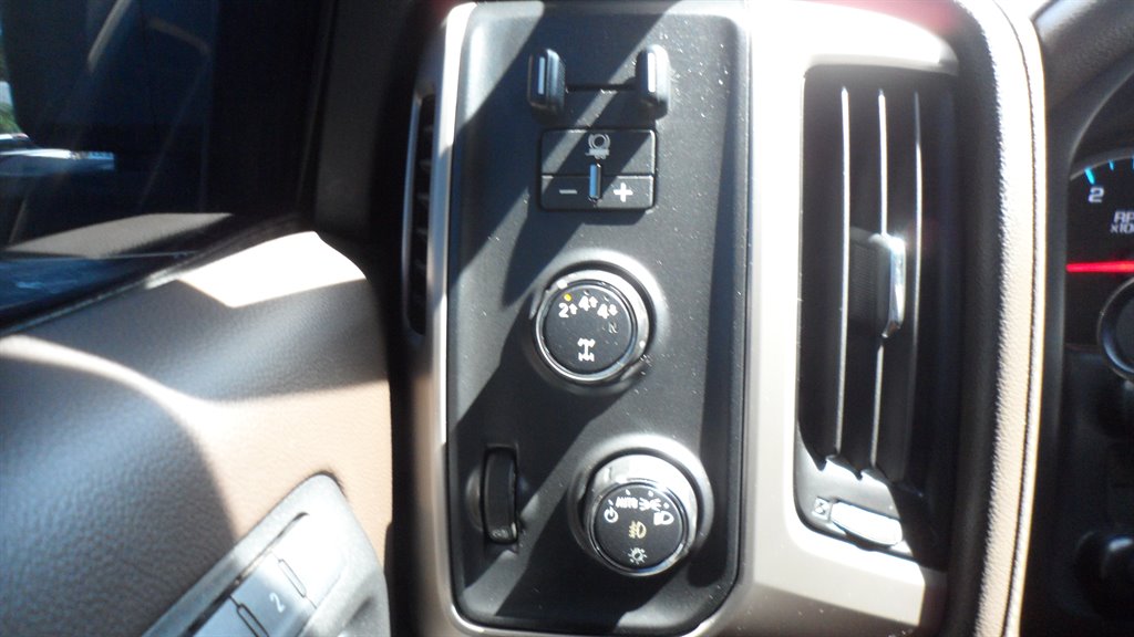 2019 GMC Sierra Hd - $42,995
