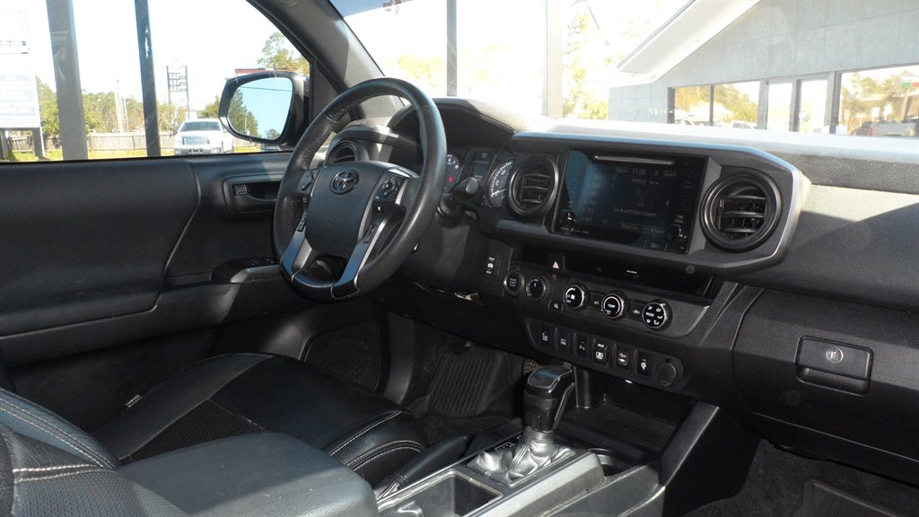 2018 Toyota Tacoma - $28,995