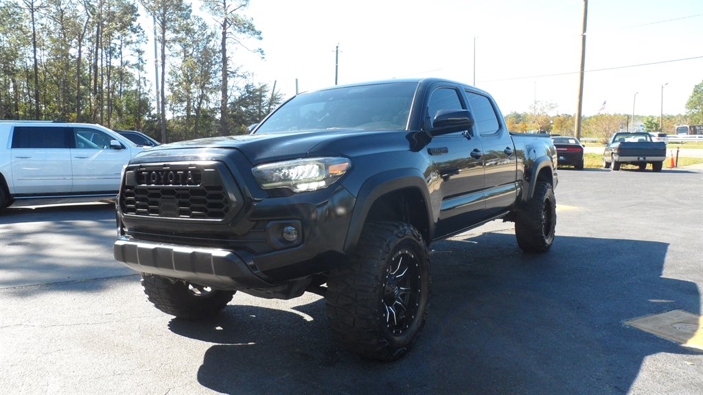 2018 Toyota Tacoma - $28,995