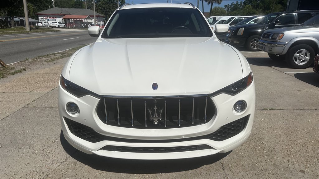 2019 Maserati Levante S photo