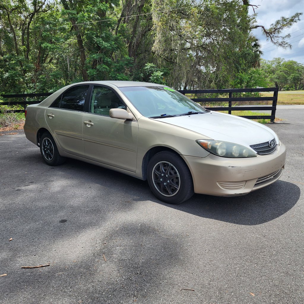 2005 Toyota Camry Standard photo