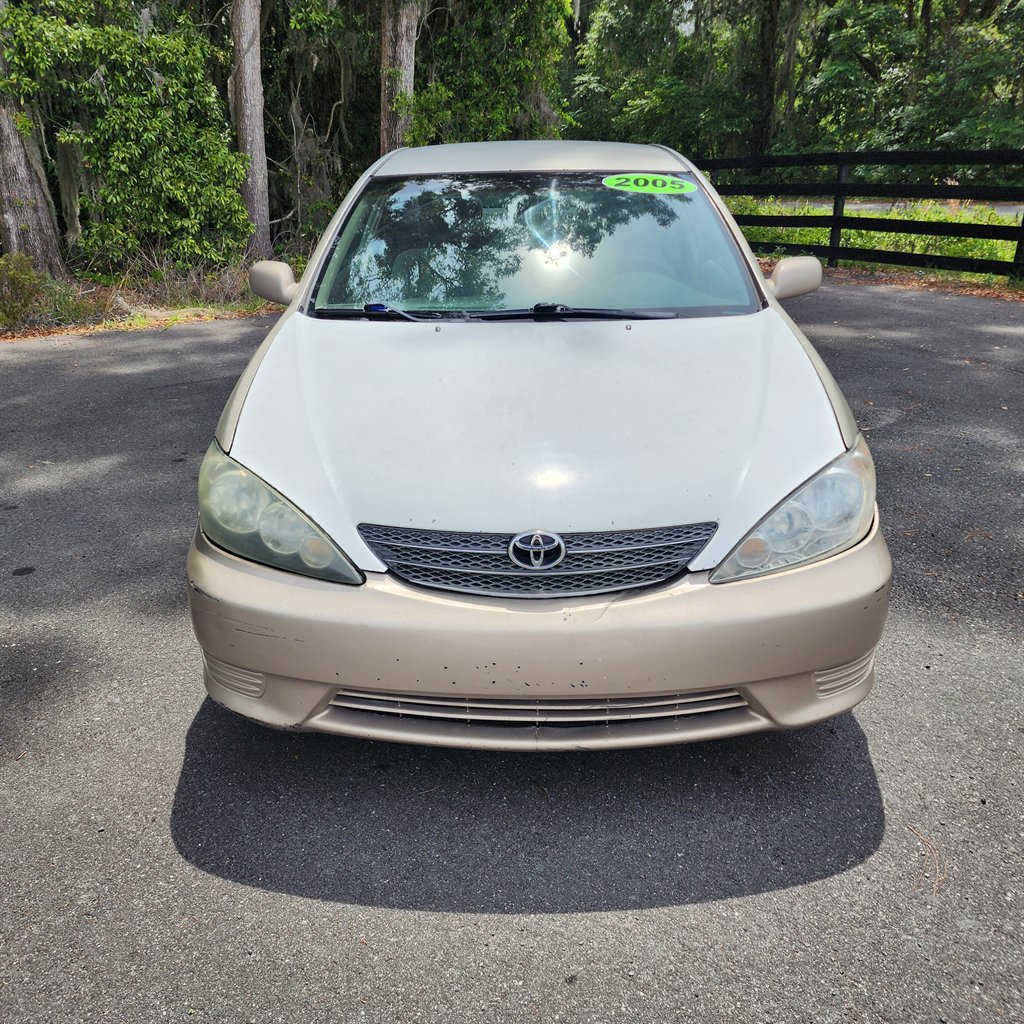 2005 Toyota Camry Standard photo