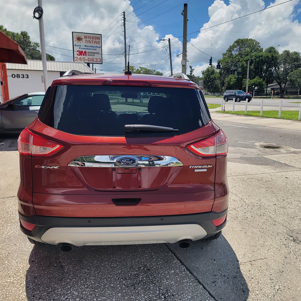 2014 Ford Escape - $10,999