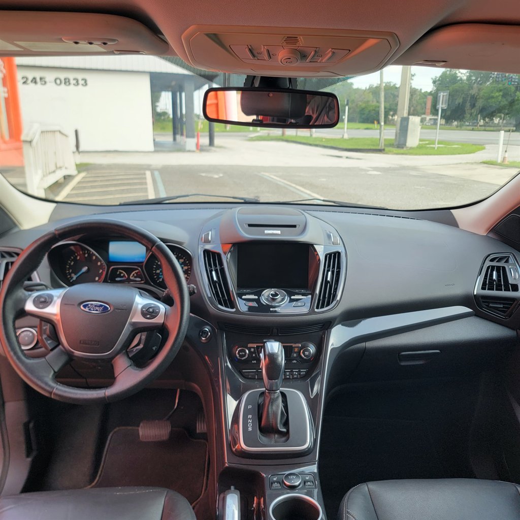 2014 Ford Escape - $10,999