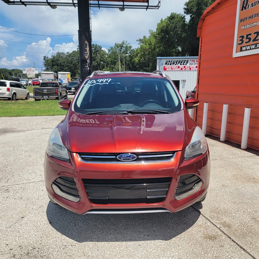 2014 Ford Escape - $10,999