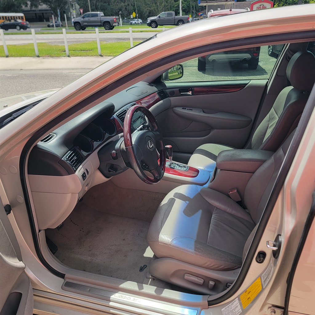 2003 Lexus ES - $4,499
