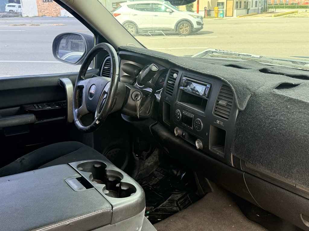 2008 GMC Sierra - $9,995