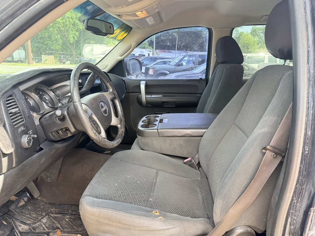 2008 GMC Sierra - $9,995