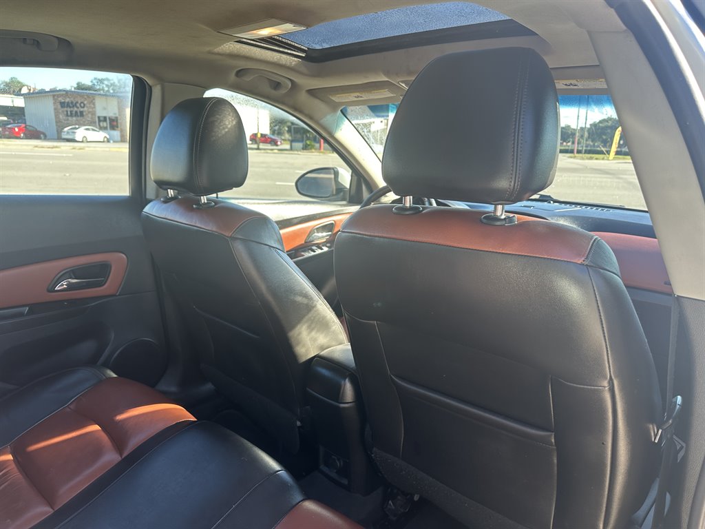 2014 Chevrolet Cruze - $7,695